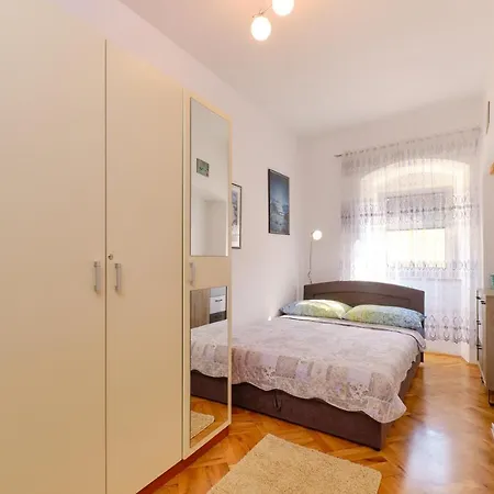 Snjezana Apartament *